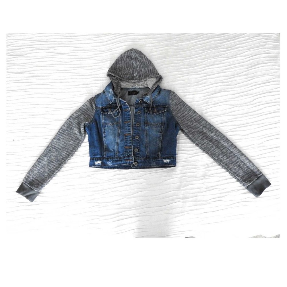 Women's Cropped Denim Jeans Jacket Distressed Knit Sleeves and Hood Size L